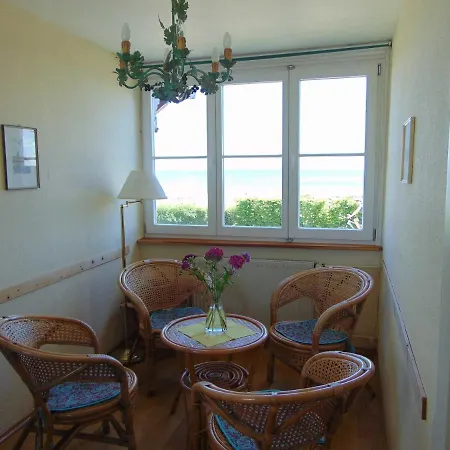 Strandvilla Whg 02 *